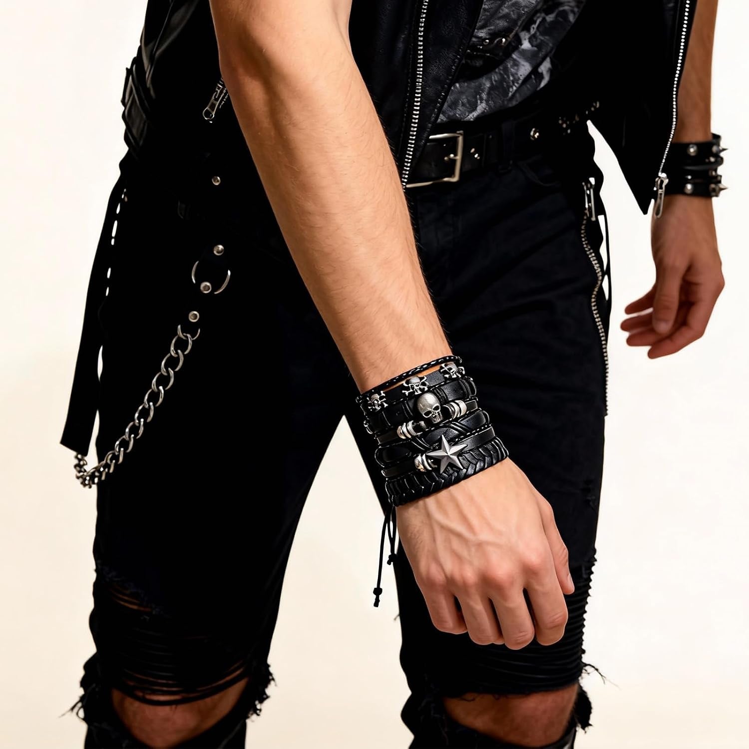 Gothic Leather Cuff Bracelet Bracelet Femme for Men Women Goth Punk Leather Wristband Skull Stackable Braided Cuff Bracelets Multi Layer Wrist Bracelets Punk Rock Jewelry Black