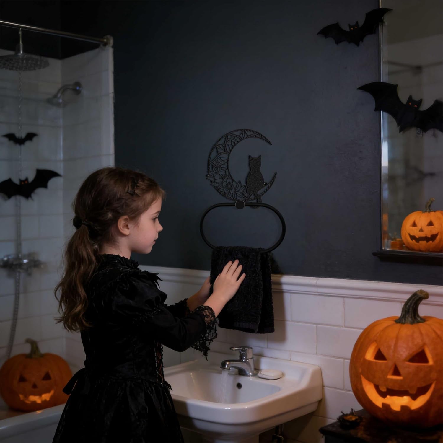 Gothic Black Cat Wall Decor Towel Ring, Moon and Cat Towel Hanger, Witchy Gothic Hand Towels Kitchen Bathroom Accessories, Bath Towel Rings Home Office Garden Hotel, Home Decors Gift